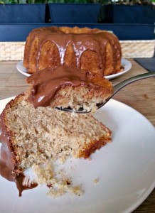 Frangelico Pound Cake with Nutella Glaze |Little Family Adventure - Moist and delicious cake with a little chocolate glaze. Perfect for dessert, snacks, and even breakfast. #realfood #recipe