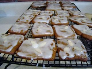Lebkuchen – German Spice Cookies