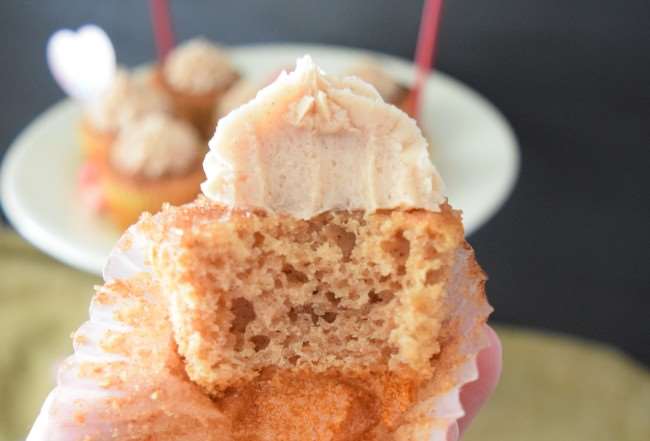 Apple Churro Cupcakes