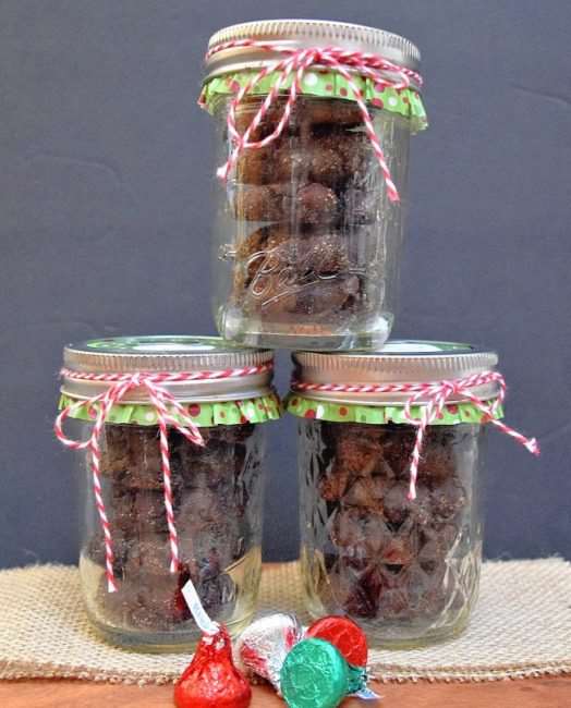 cookies in stacked mason jars