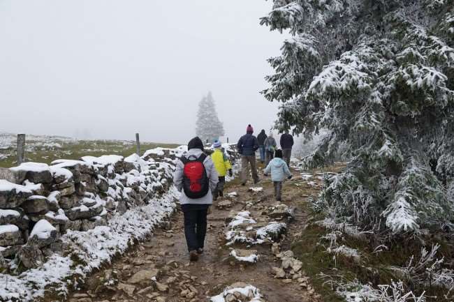 10 Winter Hiking Tips