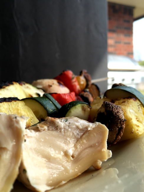 Yogurt Marinated Chicken and Vegetable Skewers - Get delicious & juicy chicken every time with our secret plus eat healthy and save money with the help of @aldiusa #ad