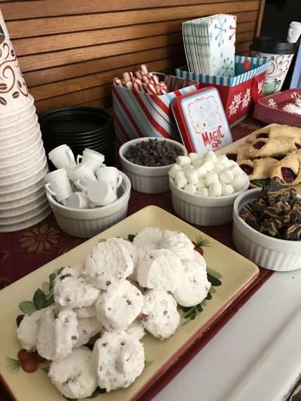 hot chocolate bar and cookies