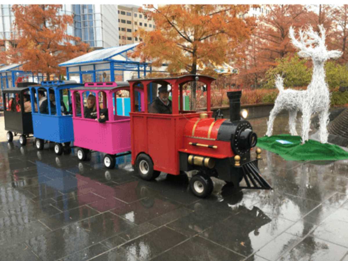 christmas train downtown oklahoma city