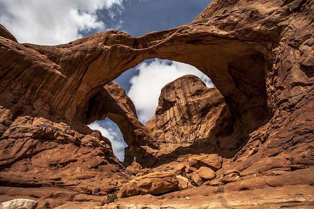 Arches National Park - 15 Best Vacations Spots for Outdoor Families - See where other outdoor families love to travel to and explore. These travel destinations will inspire you to get out and start exploring with your kids. 