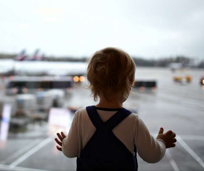 What To Pack In Your Carry On When Flying With Toddlers