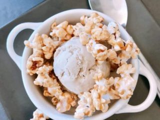 Brown Sugar Ice Cream with Caramel Popcorn | #popwithbarleans