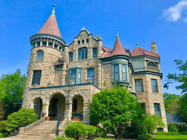 Stay at The Castle Historic Bed and Breakfast La Crosse, WI