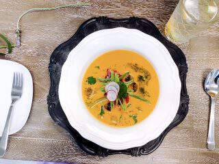 Easy Thai Coconut Soup (Vegan, Keto, Whole30)