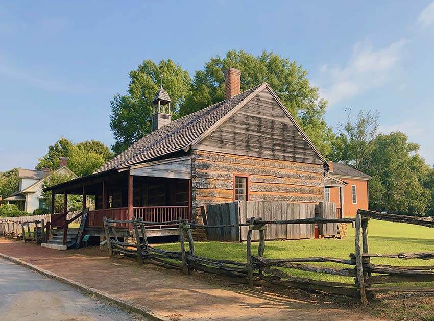 Old Salem Museum and Gardens building