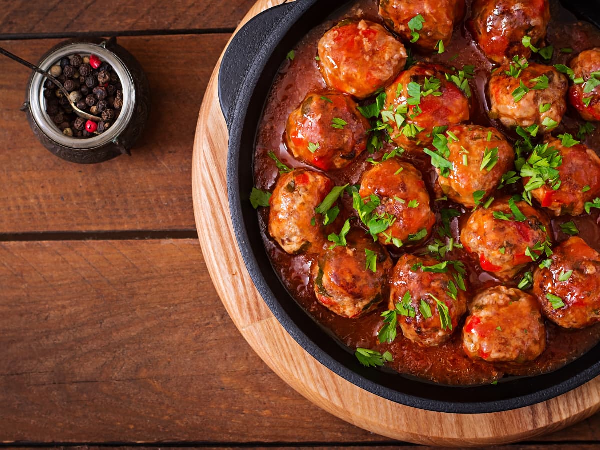 Paleo Meatballs - An Easy Slow Cooker Family Meal