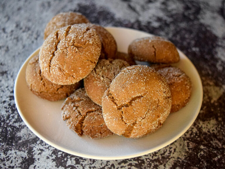 Soft Gingerbread Crinkle Cookies with Ginger & Molasses