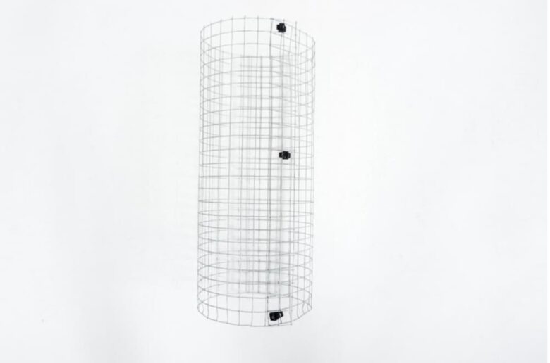 DIY Wire Mesh Bird Feeder