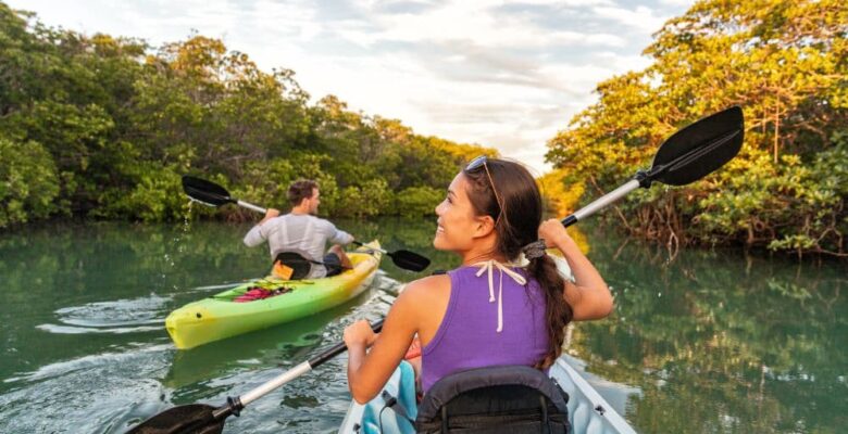 couple kayaking waterway in central florida