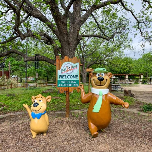 yogi bear and boo boo statues