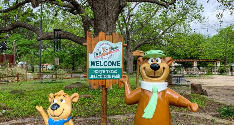 yogi bear and boo boo statues