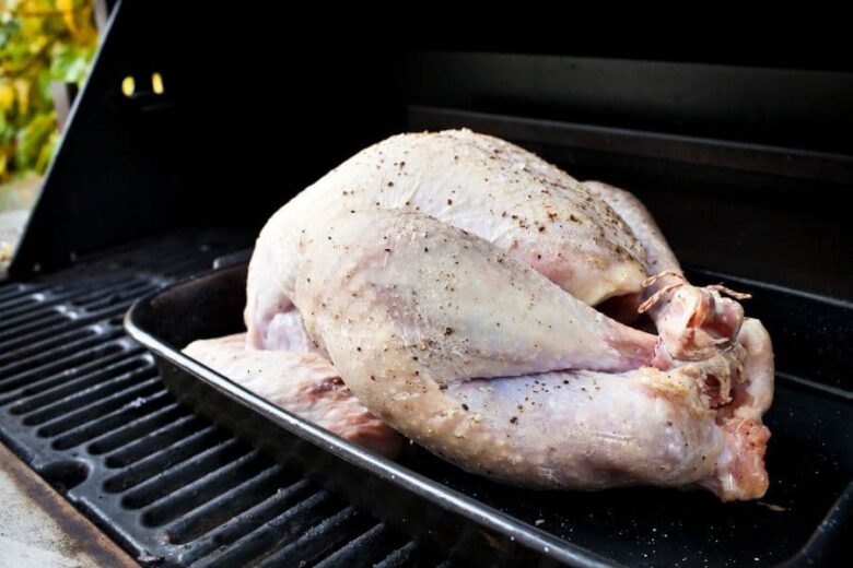 Everything You Ever Wanted to Know on How to Smoke a Turkey in a Gas