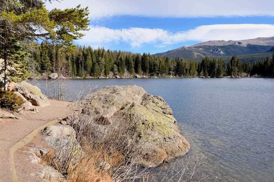 trail with rock in lake, bear lake colorado