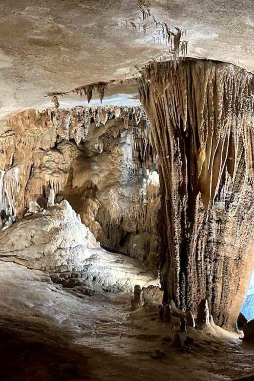 Fantastic Caverns in Springfield