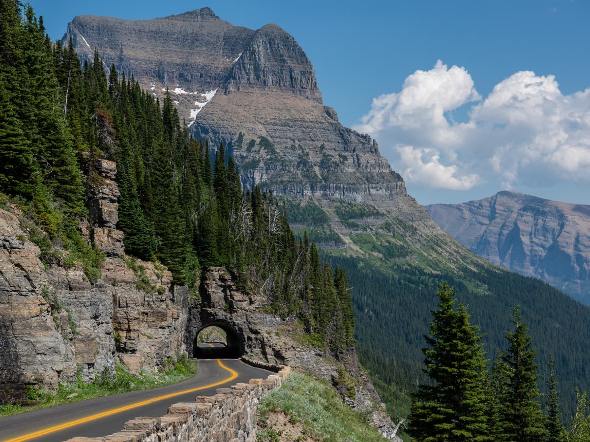 Going to the sun road, glacier national park