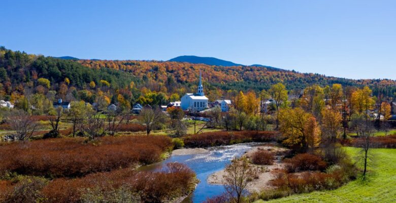 fall foilage in Stowe, Vermont