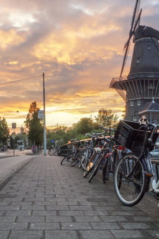 Amsterdam at dusk - how to plan a trip to Europe