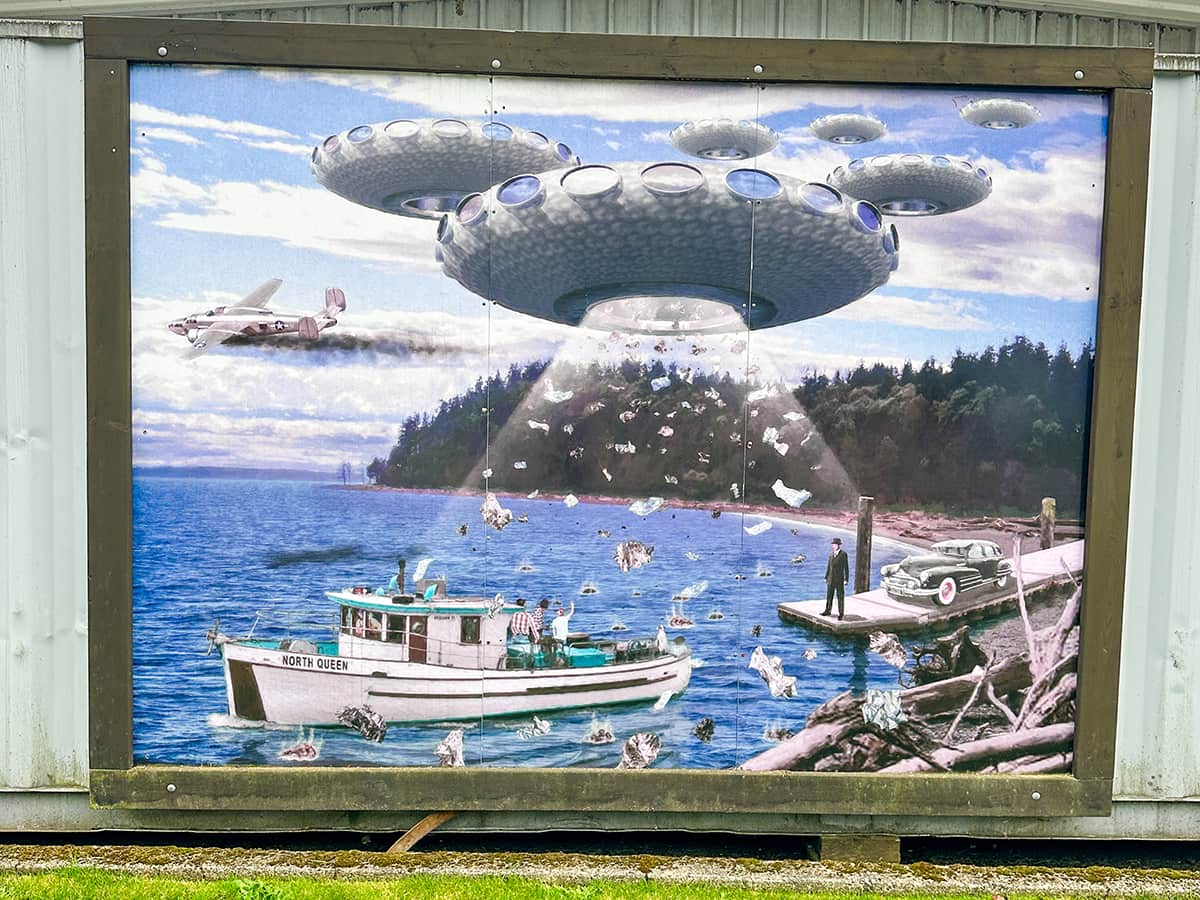 Maury Island Incident Mural