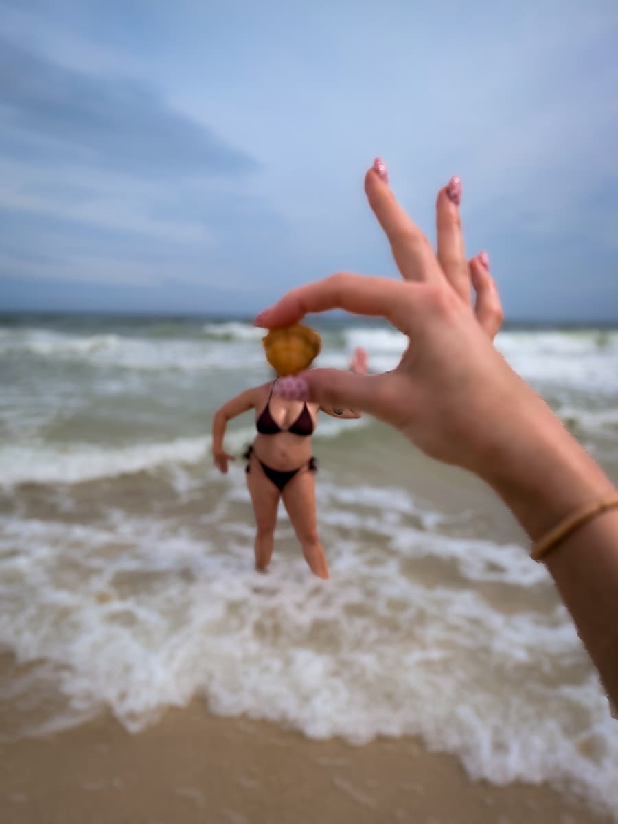 seashell head funny beach picture